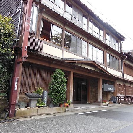 Tsutaya Ryokan Toyooka  Bagian luar foto