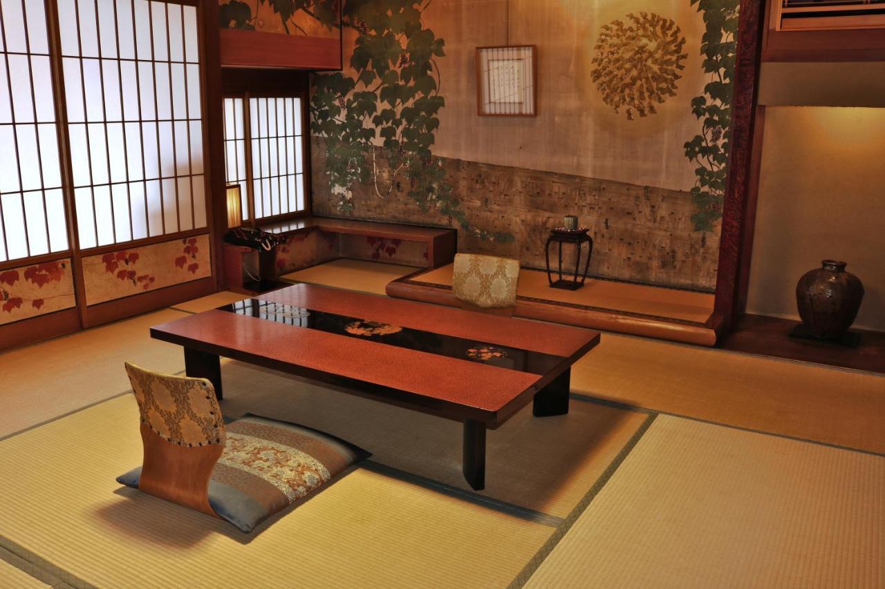 Tsutaya Ryokan Toyooka  Bagian luar foto
