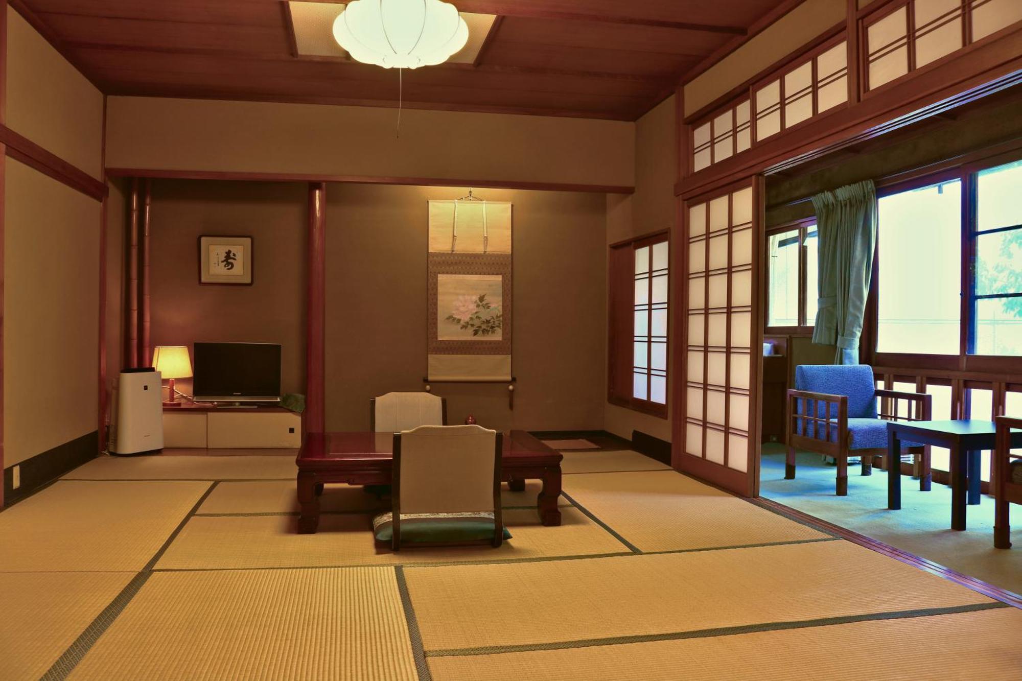 Tsutaya Ryokan Toyooka  Bagian luar foto