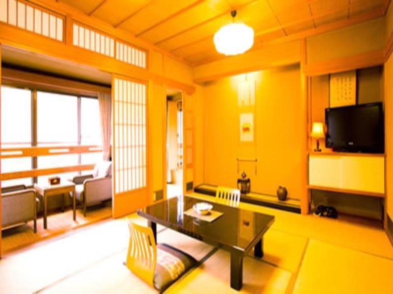 Tsutaya Ryokan Toyooka  Bagian luar foto