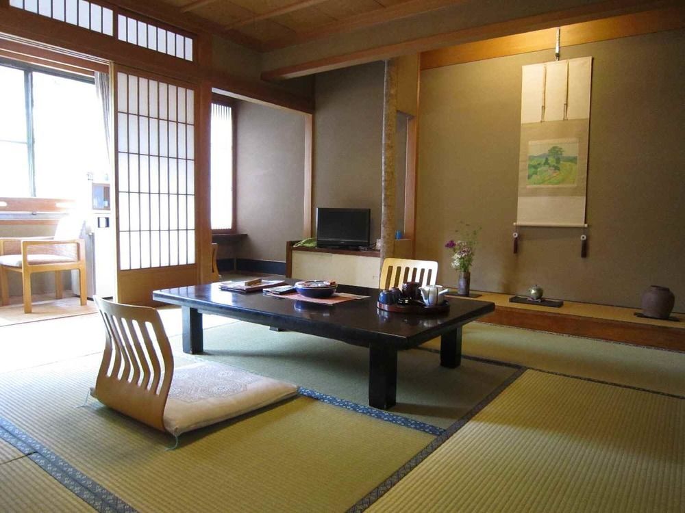 Tsutaya Ryokan Toyooka  Bagian luar foto